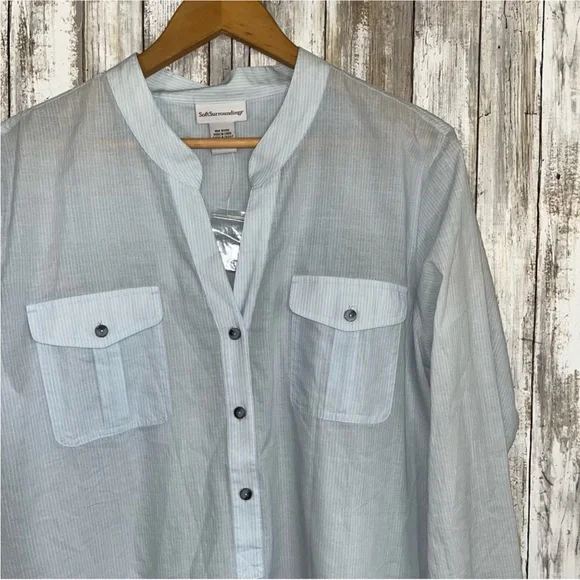 Soft Surroundings Light Blue Double Pocket Tunic - Picture 4 of 6